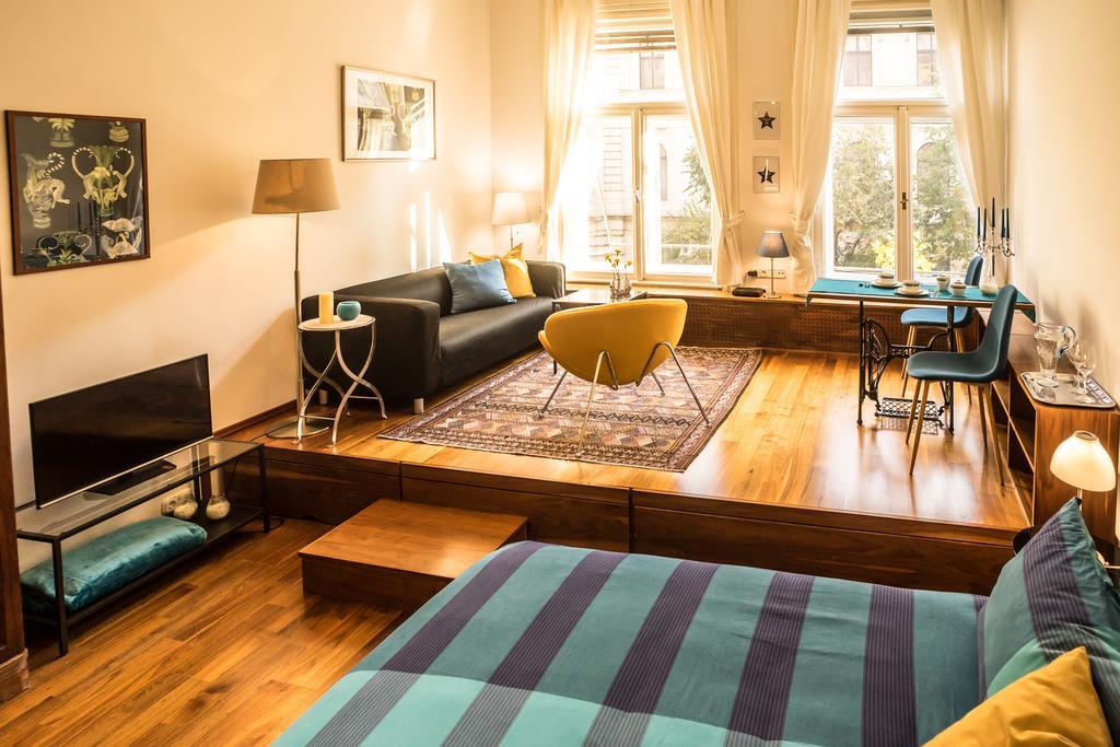 Parliament Suite With A View Budapest Exterior foto